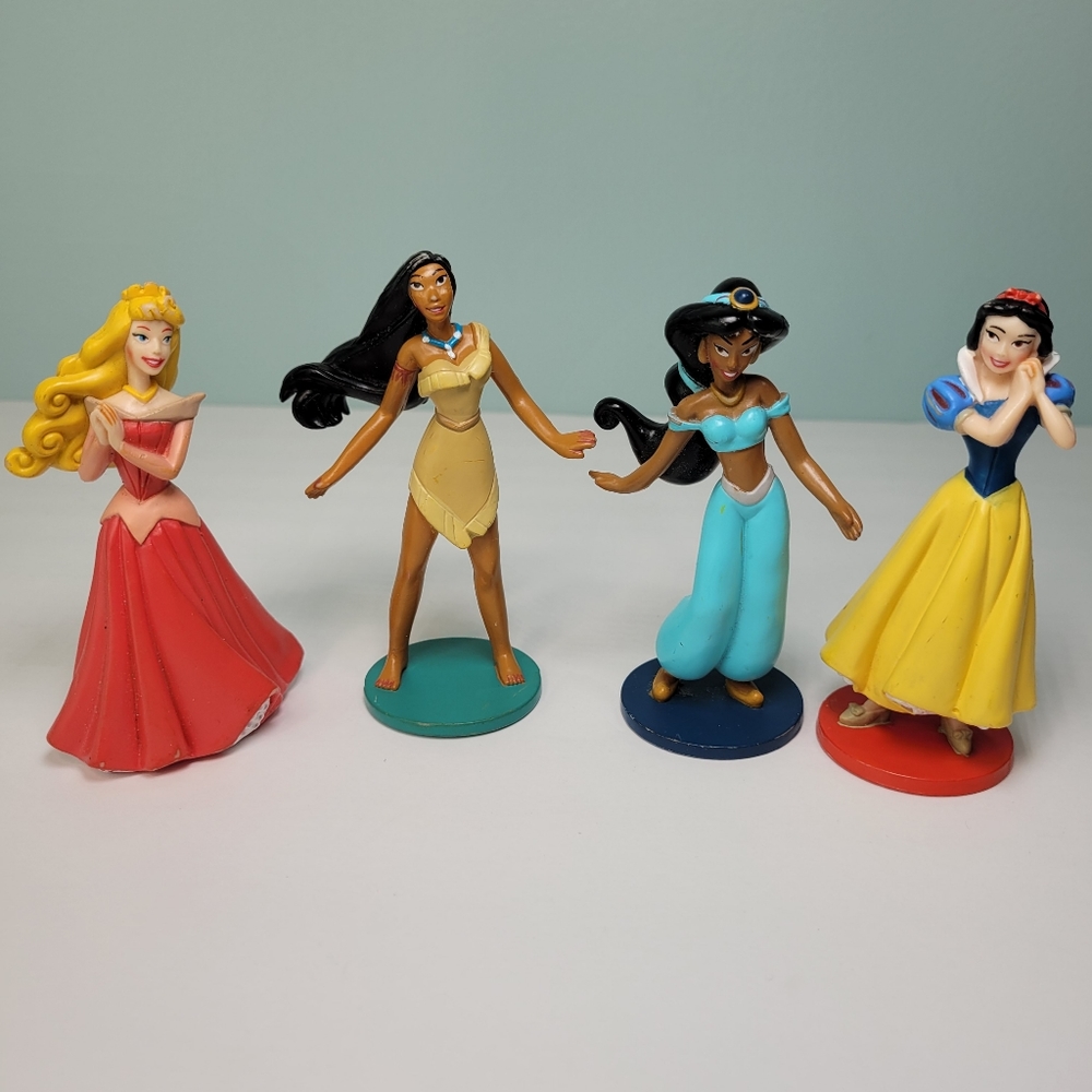 Disney Princess PVC Figures Pocahontas Snow White Jasmine Aurora Cake Topper Lot